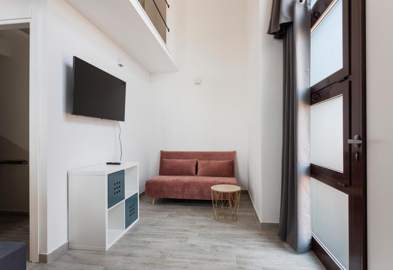 Lofty Loft - Chiese Apartment Милано Екстериор снимка
